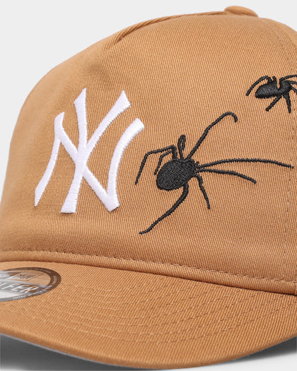New Era New York Yankees 'Spider Crown' Old Golfer Snapback Wheat