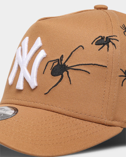 New Era New York Yankees 'Spider Crown' 9FORTY A-Frame Snapback Wheat