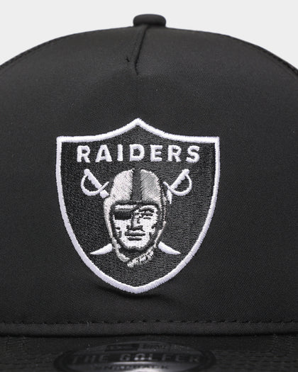 New Era Las Vegas Raiders 'OG Team Colour' Prolight Old Golfer Trucker Snapback OTC