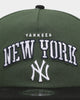 New Era New York Yankees 'Stencil Script' Golfer Snapback Cilantro Green/Black