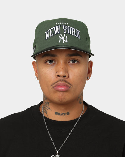 New Era New York Yankees 'Stencil Script' Golfer Snapback Cilantro Green/Black