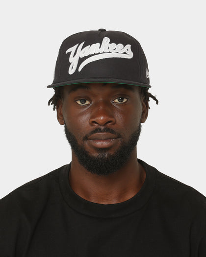 New Era New York Yankees Script Appliqué Golfer Snapback Original Team Colours