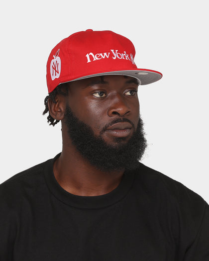 New Era New York Yankees 'Big Apple' Old Golfer Snapback Scarlet/White