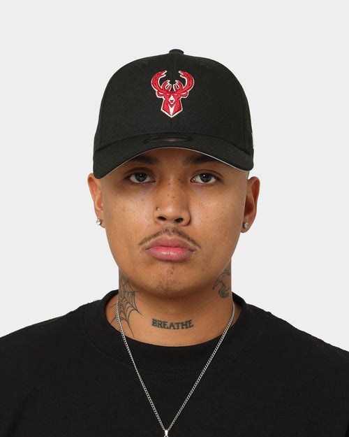 New Era Milwaukee Bucks 9FORTY Snapback Black/Scarlet