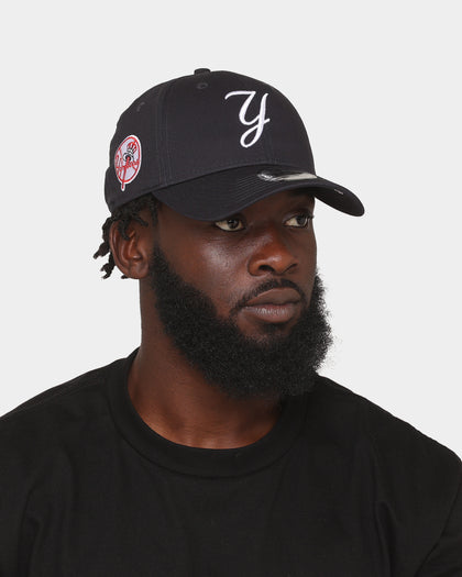 New Era New York Yankees 9FORTY Ligature Side Strapback Original Team Colours