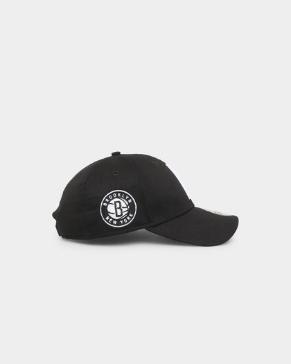 New Era Brooklyn Nets Ligature Side 9FORTY Strapback Original Team Colours