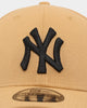 New Era New York Yankees Seasonal 39THIRTY Stretch Fit Camel/Black