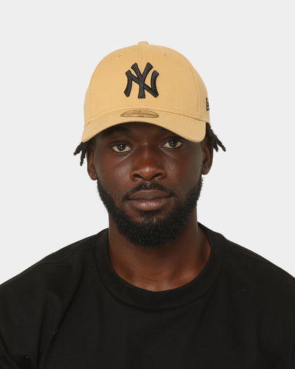New Era New York Yankees Seasonal 39THIRTY Stretch Fit Camel/Black