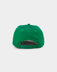 New Era Atlanta Braves 'Kelly Green Embossed Logo' Old Golfer Snapback Kelly Green