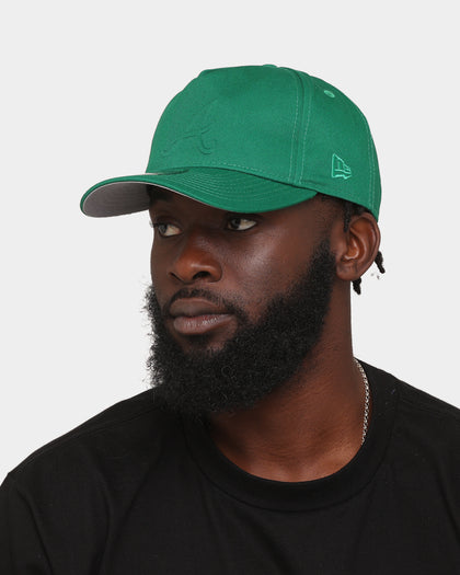 New Era Atlanta Braves 'Kelly Green Embossed Logo' Old Golfer Snapback Kelly Green