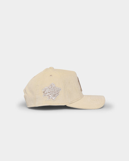 New Era New York Yankees 'Classic Corduroy' 9FORTY A-Frame Snapback Chrome