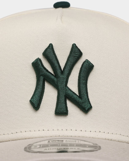 New Era New York Yankees 'Chrome White Dark Green' 9FORTY A-Frame Snapback Chrome/Stone/Dark Green