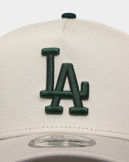 New Era Los Angeles Dodgers 'Chrome White Dark Green' 9FORTY A-Frame Snapback Chrome/Stone/Dark Green