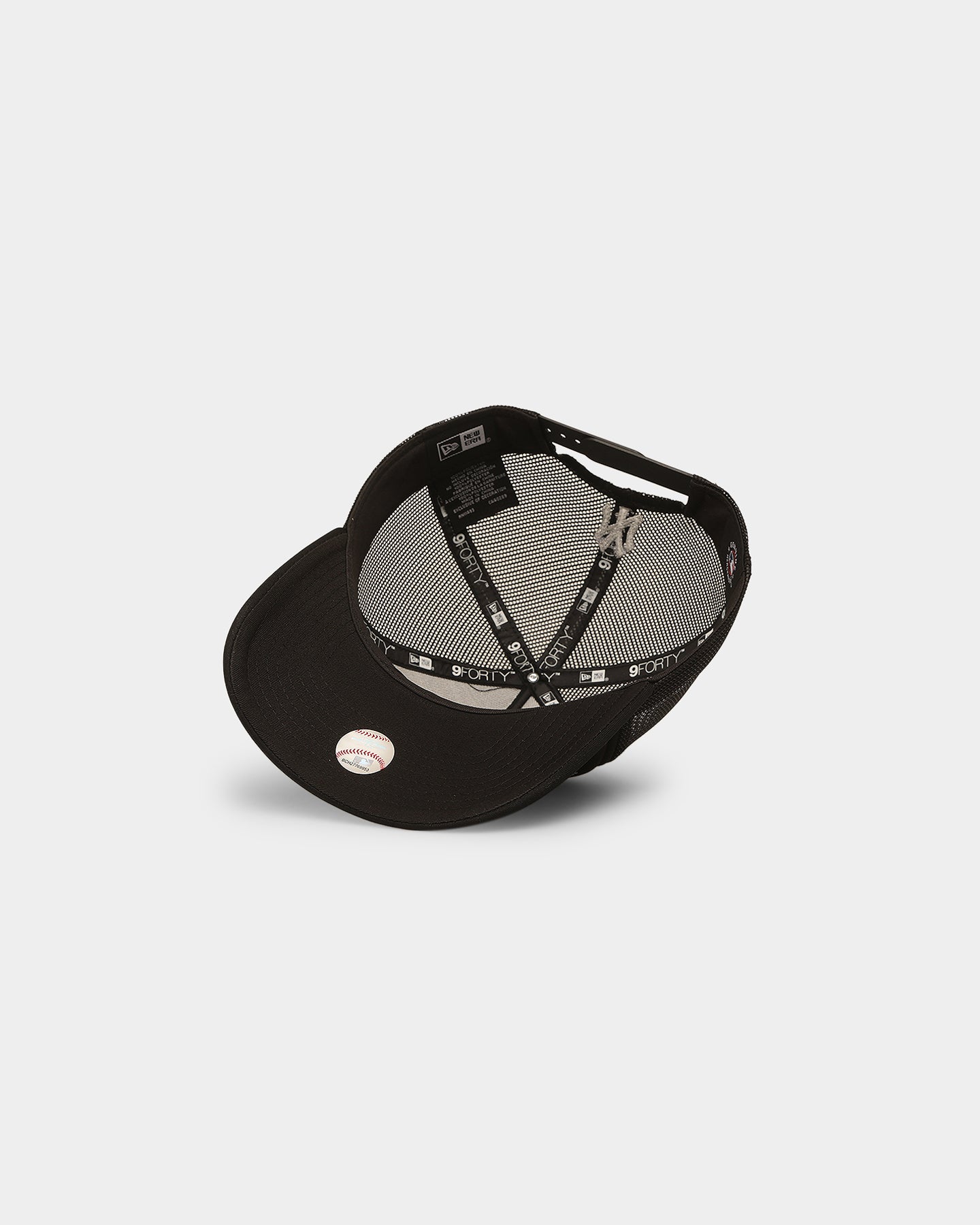 New Era New York Yankees 'Rhinestone' Trucker 9FORTY A-Frame