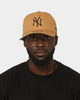 New Era New York Yankees Pinch Crown Golfer Wheat/Black