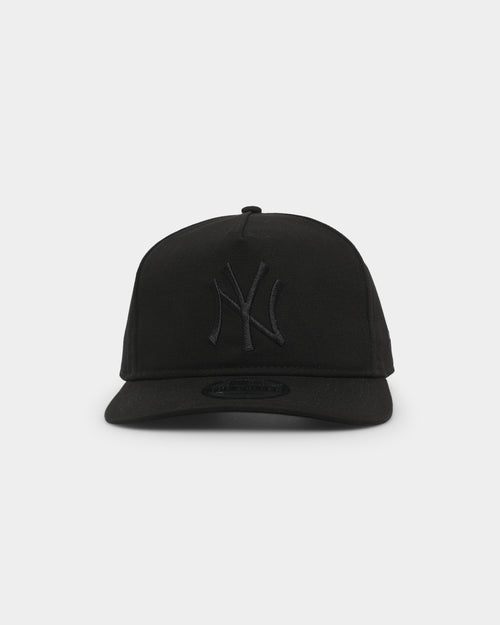 New Era New York Yankees Old Golfer Snapback Black/Black