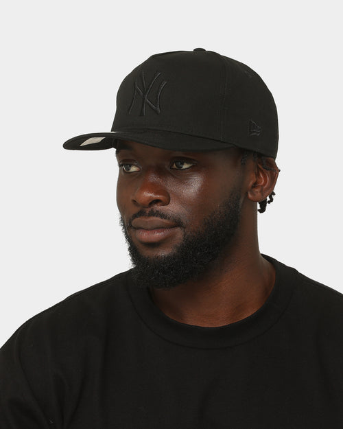 New Era New York Yankees Old Golfer Snapback Black/Black