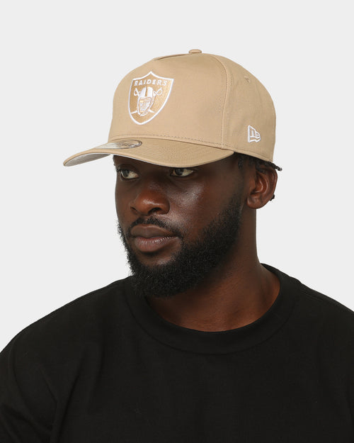 New Era Las Vegas Raiders Old Golfer Snapback Tumbleweed/White