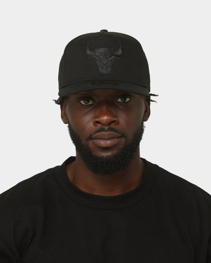 New Era Chicago Bulls Old Golfer Snapback Black/Black