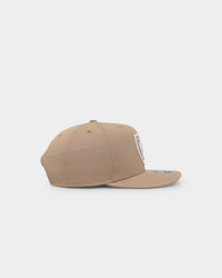 New Era Las Vegas Raiders 9FIFTY High Profile Retro Crown Snapback Tumbleweed/White