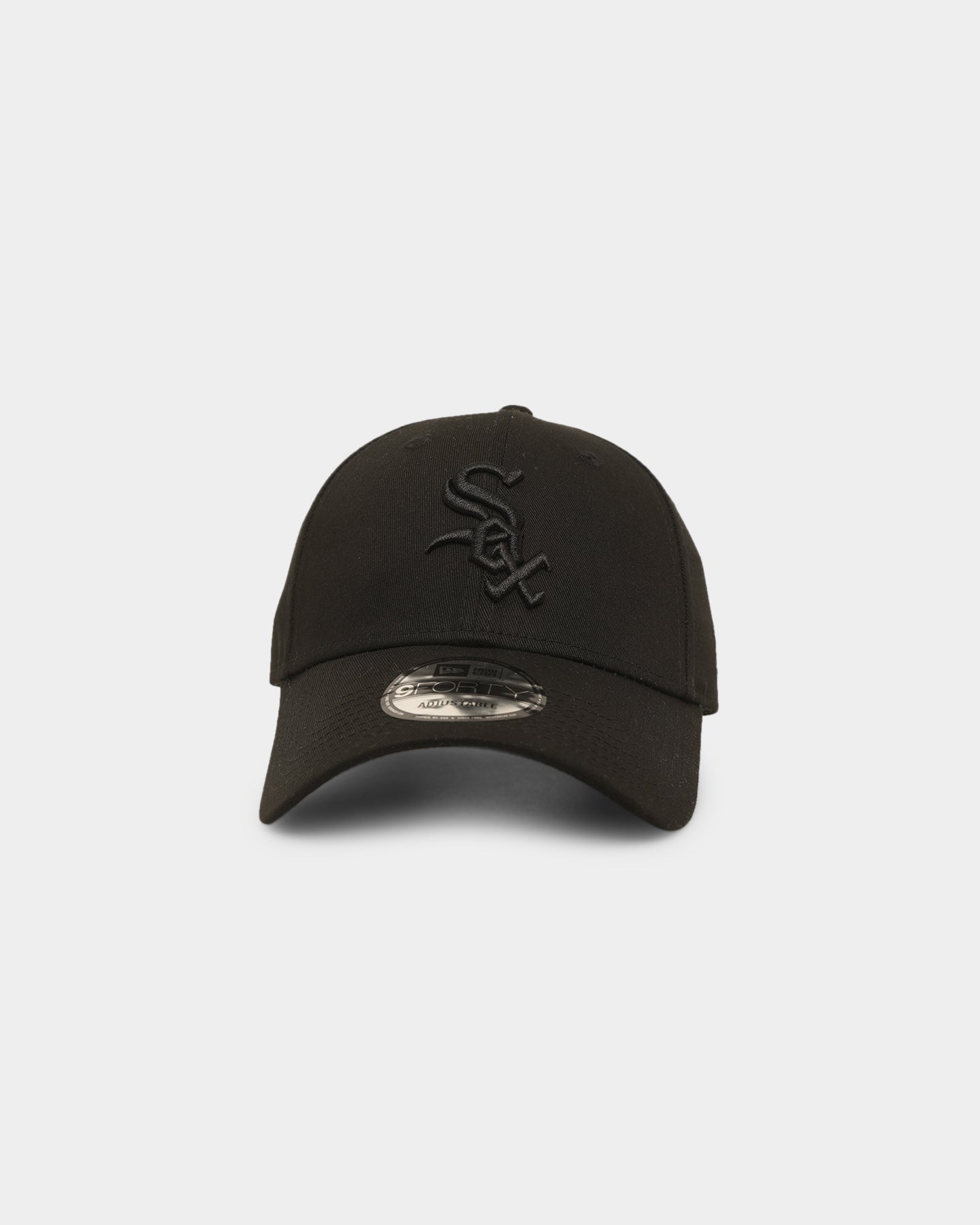 New Era Chicago White Sox 'Black On Black' 9FORTY Casual Strapback