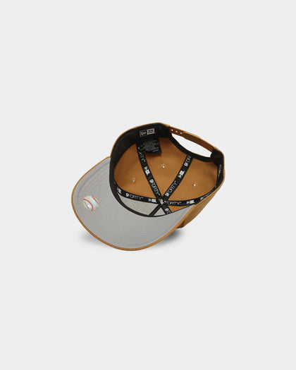 New Era Atlanta Braves 'Wheat/Grey Undervisor' 9FORTY A-Frame Snapback Wheat/Black