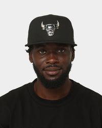 New Era Chicago Bulls 'Metal Badge' 59FIFTY Fitted Black/Silver