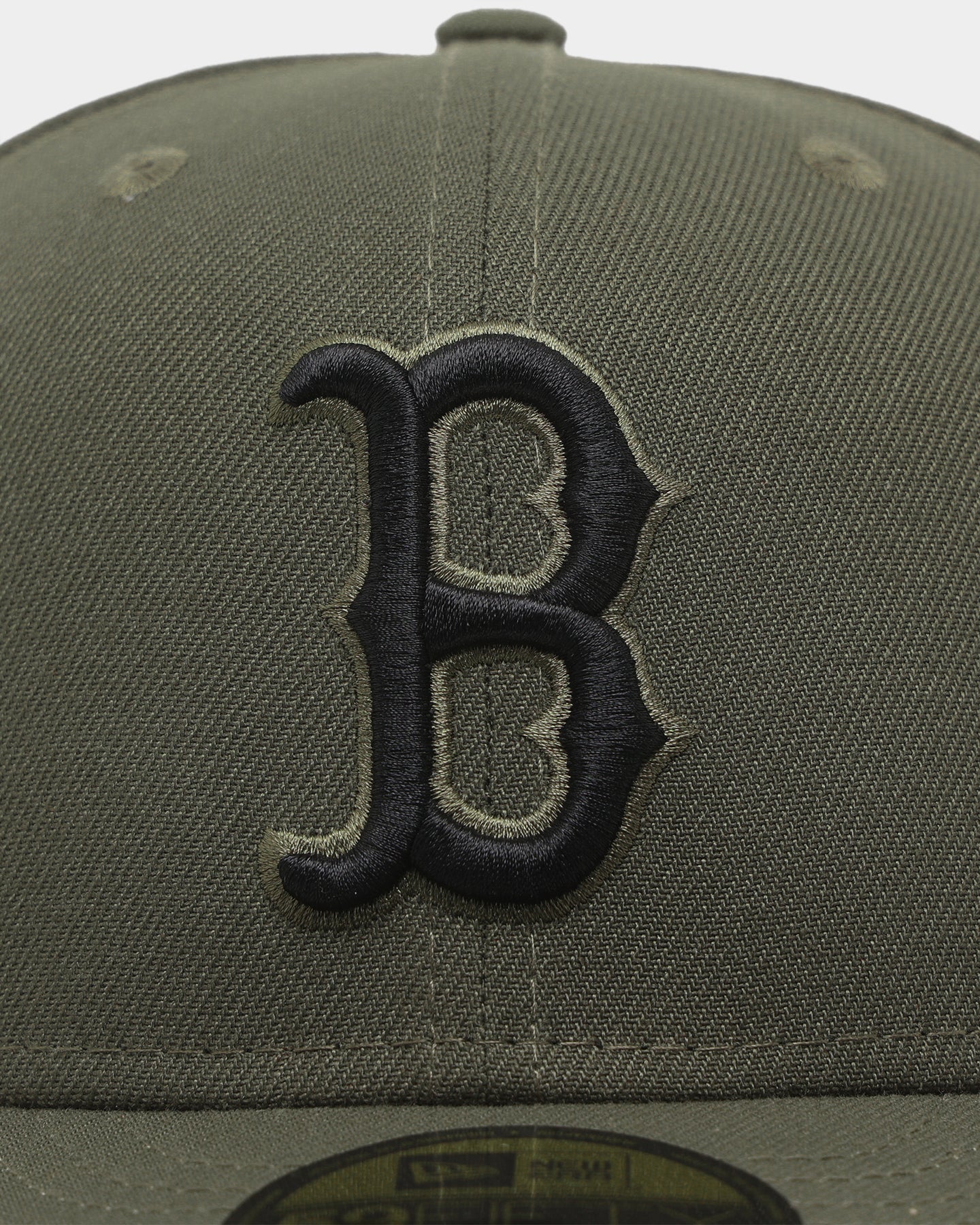 New Era Boston Red Sox 'Olive Black' 59FIFTY Fitted Olive/Black