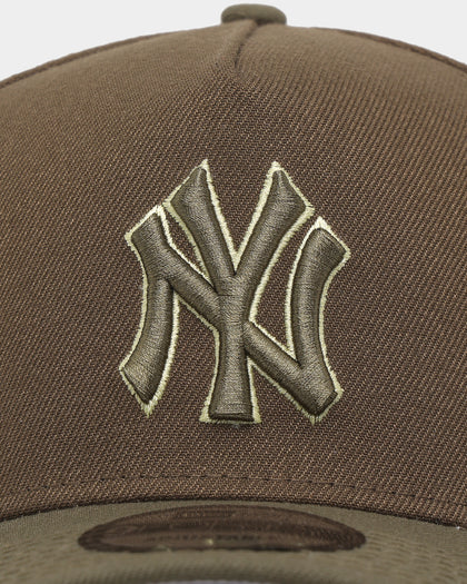 New Era New York Yankees 'Mixed Olives' World Series 9FORTY A-Frame Snapback Mixed Olives