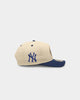 New Era New York Yankees 'World Series 1962' Golfer Snapback Chrome White