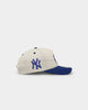 New Era New York Yankees '1990s World Series Through The Decades' 1999 World Series Golfer Snapback Chrome White