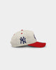 New Era New York Yankees '1990s World Series Through The Decades' 1998 World Series Golfer Snapback Chrome White