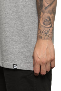 LK Old English 2 SS Tee Grey Heather