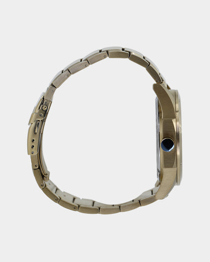 The Anti-Order Non-Skeleton Watch Gold