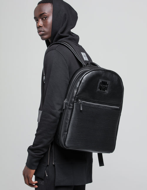 Carré Noir Backpack Black