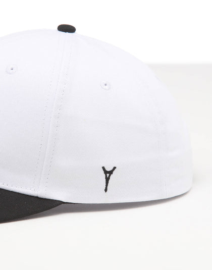 CARRÉ STAPLE METAL GRAND SNAPBACK WHITE/BLACK