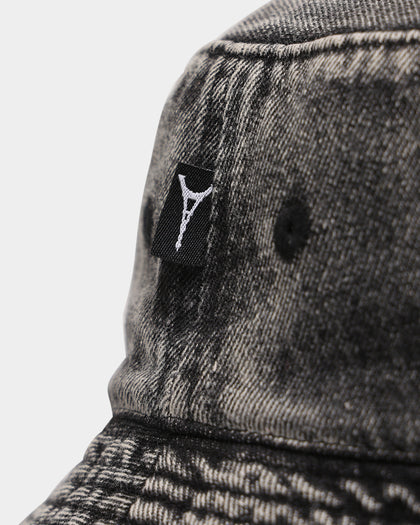 Carre Volle Denim Bucket Washed Black