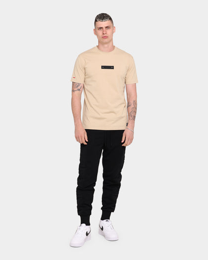 Carré Evolution Classique Short Sleeve T-Shirt Stone