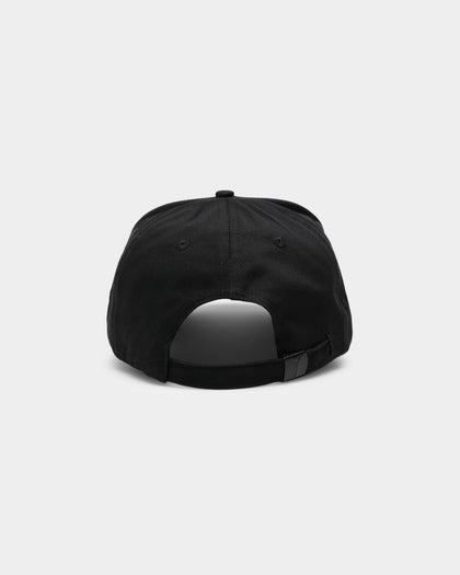 Carré Evolution Iron Lady Strapback Black