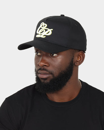 Carre Revolutionnaires Strapback Black