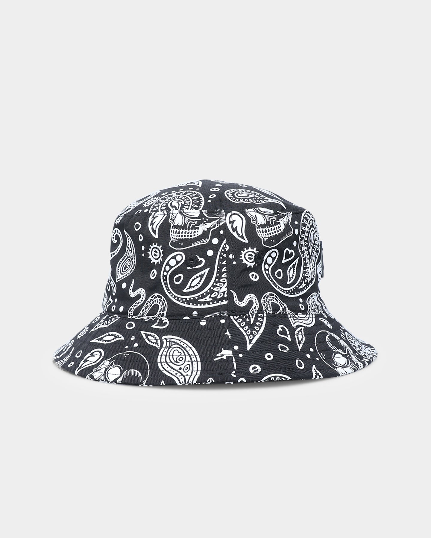 Saint Morta Paisley Skulls Bucket Hat Black/White | Culture Kings US