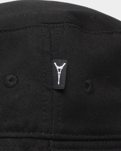 Carre In Motion Bucket Hat Black