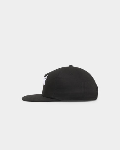 Carré Leo Snapback Black