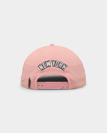 Pro Standard New York Yankees World Series Snapback Pink
