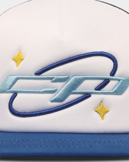 Carré Star Sign Trucker Snapback White/Blue