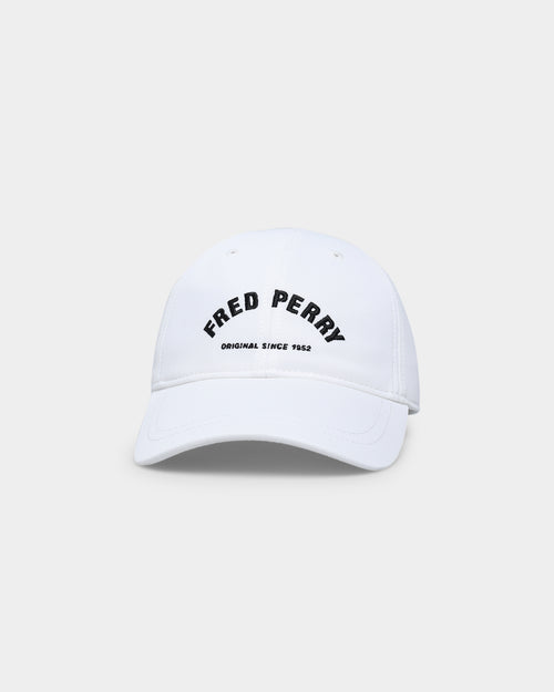 Fred Perry Tricot Arch Branded Cap Snow White