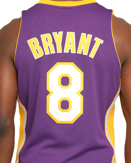 Mitchell & Ness Kobe Bryant #8 '99-'00 Authentic Los Angeles Lakers NBA Jersey Purple