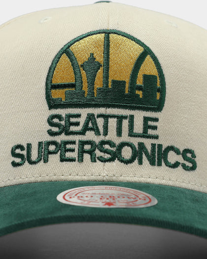Mitchell & Ness Seattle Sonics Pro Crown Snapback Off White/Green