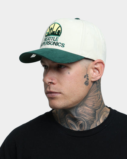 Mitchell & Ness Seattle Sonics Pro Crown Snapback Off White/Green