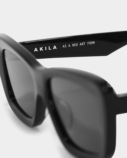 Akila Frenzy Sunglasses Black
